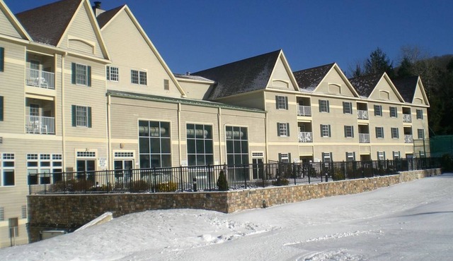Ski/In Ski/Out Bentley Brook Rentals at Jiminy Peak Ski Area