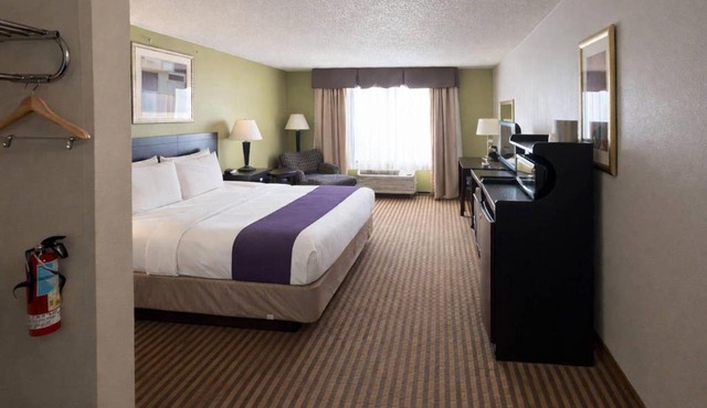 Sleep Inn & Suites Kalamazoo East