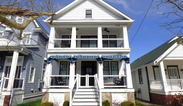 Spacious 1st Floor Beach Retreat | Prime Central Ave Location | Walk to Beach & Boardwalk