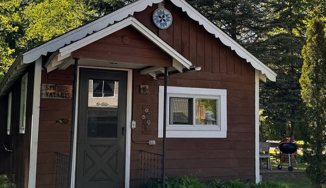 Spruce Valley Cottage at Miller's Cottages