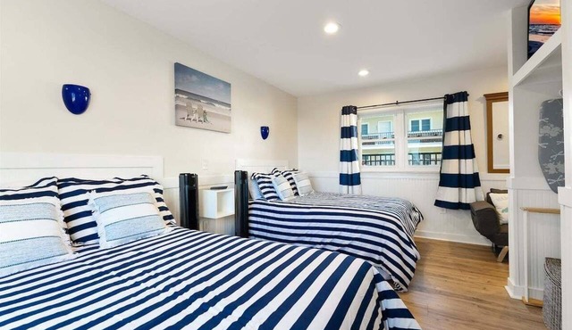 Stylish Condo w/Pool, Steps to Wildwood Crest!