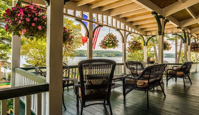 The Lake House at Ferry Point