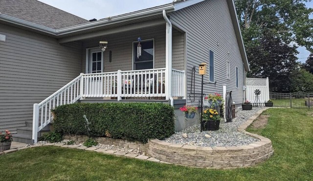 The North Shores Upscale Home Near The Beach