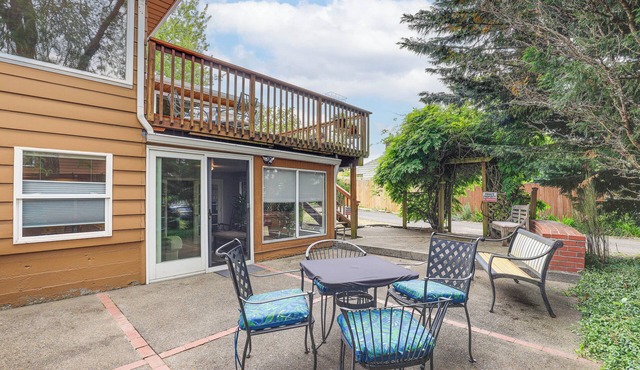 Unique Unit w/ Patio & Grill in Portland Area!