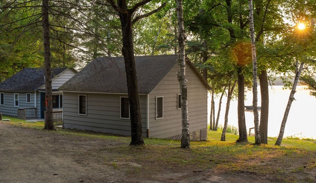 Webb Lake, Hackensack, Northern MN - 2 Bedroom, Sleeps 4 - Cabin #2 Blue Water