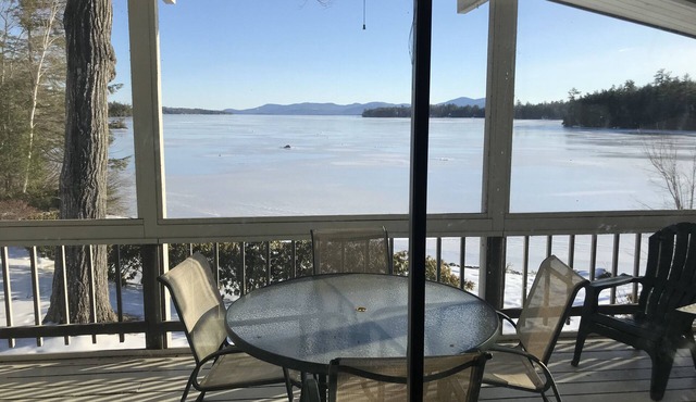 Year Round Lakefront Private Getaway!