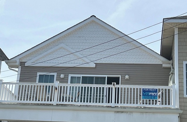 220 E Poplar Now Booking Senior Weeks at New Rates