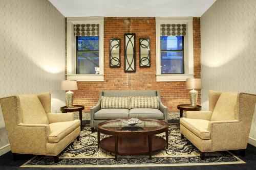 Fairfield Inn 