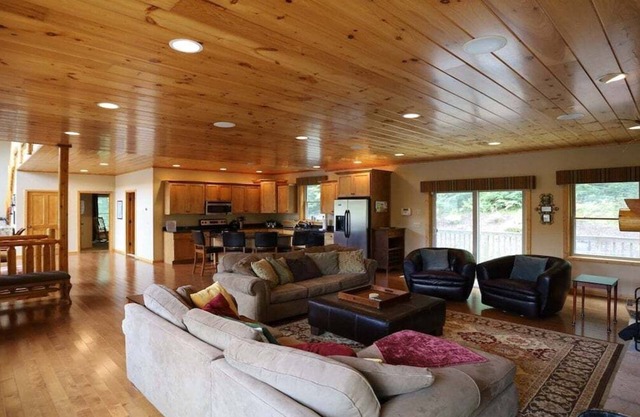 Close Waterville Valley Resort 