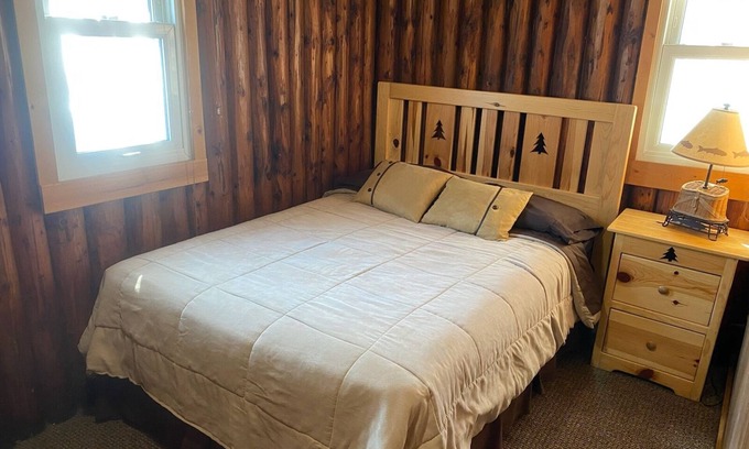 Isle Cabin | Walleye Lodge Cabin on Lake Mille Lacs