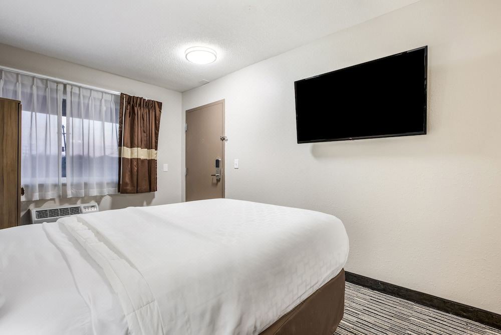 Photo of Bedroom in East Lansing