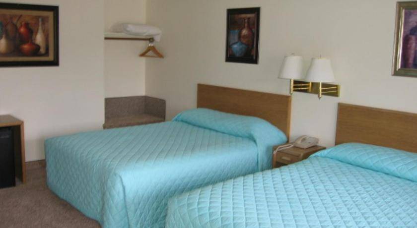 Photo of Others in Green River