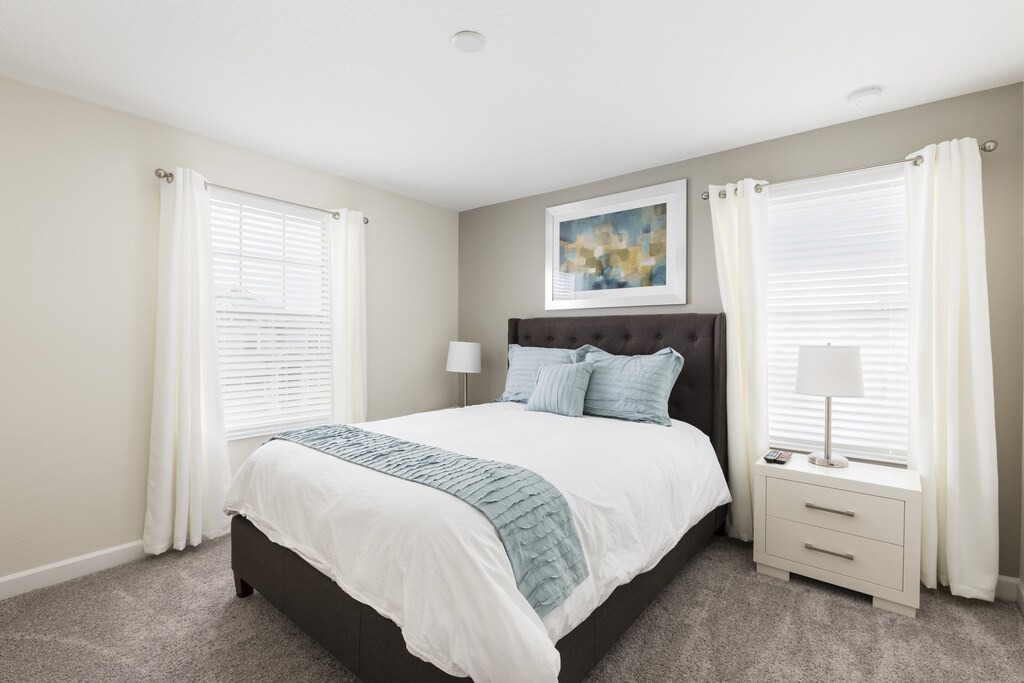 Photo of Bedroom in Lake Arrowhead