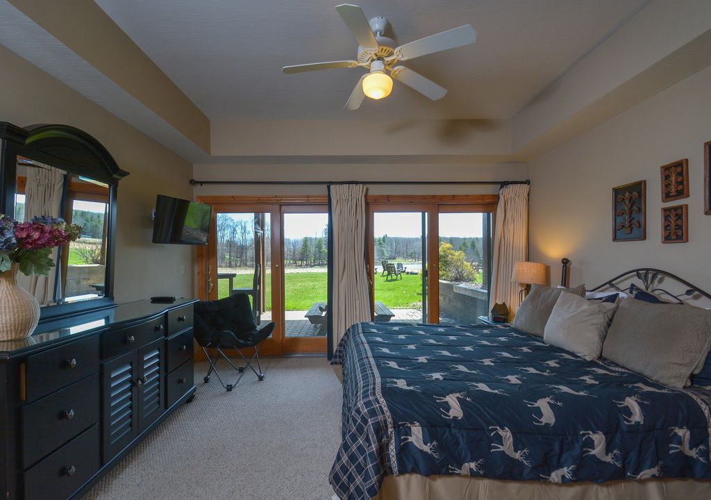 Photo of Bedroom in Waterfront Greens