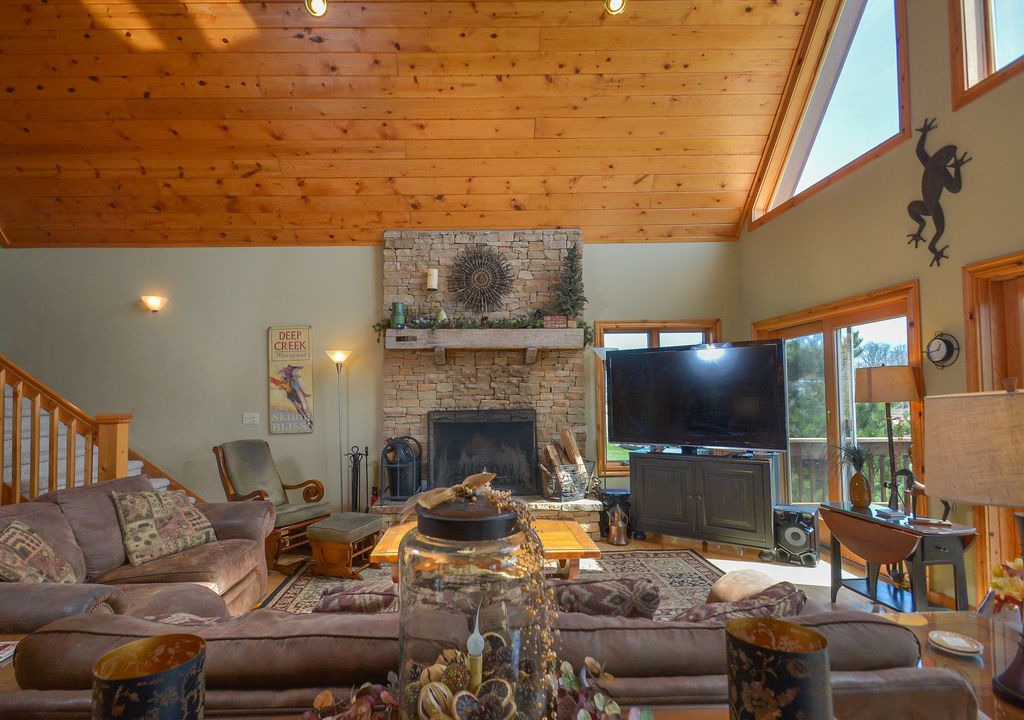 Photo of Livingroom in Waterfront Greens