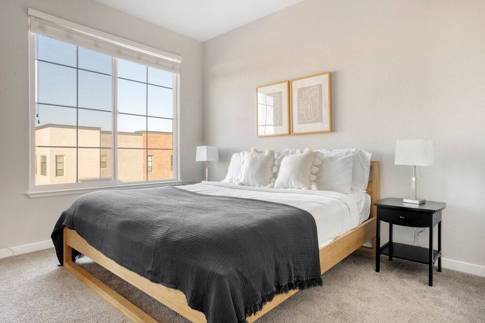 Photo of Bedroom in Downtown