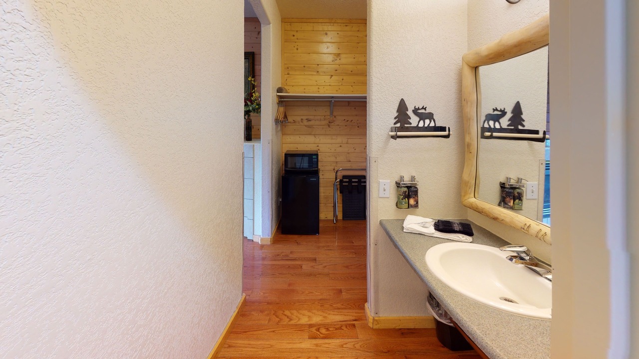 Photo of Bathroom in Grand Lake