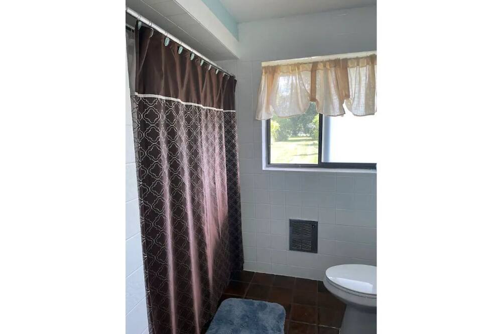 Photo of Bedroom in Pigeon