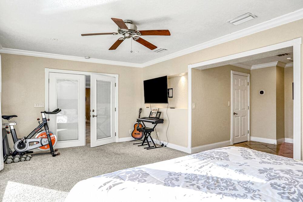 Photo of Others in Island Estate