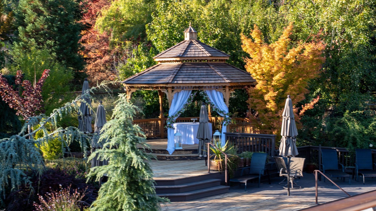Photo of Outdoor in Ashland