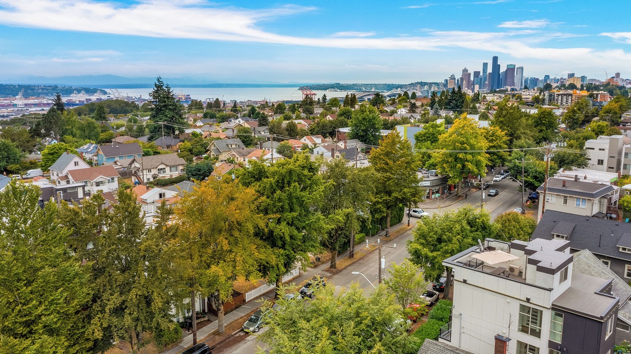 Photo of Outdoor in North Beacon Hill