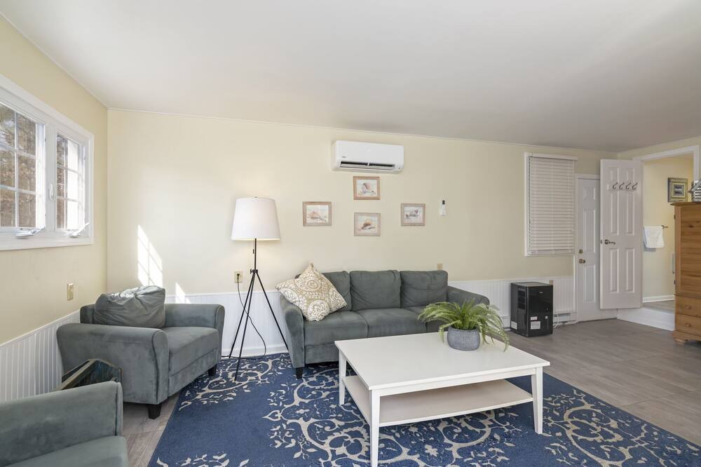 Photo of Livingroom in Taylors Island