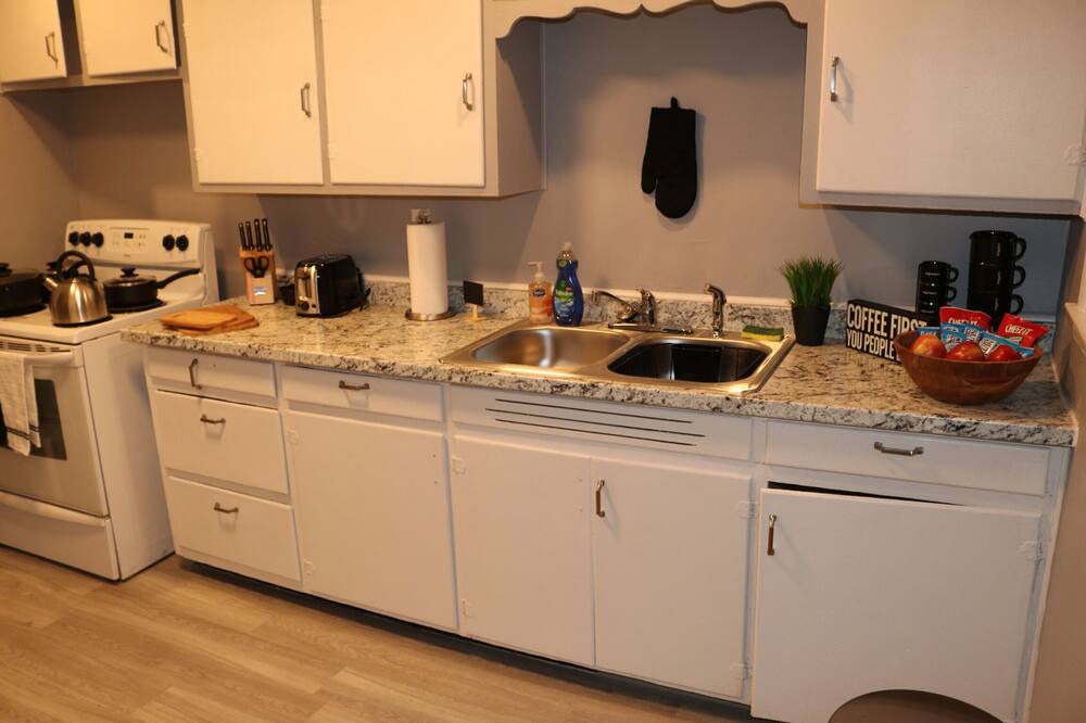 Photo of Kitchen in Flint
