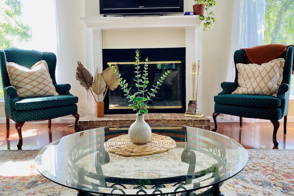 Photo of Livingroom in Sopchoppy