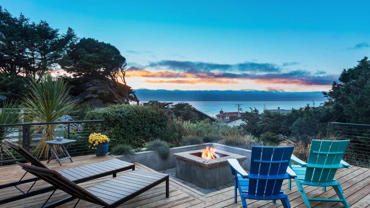 Photo of Patio Balcony in Arch Cape