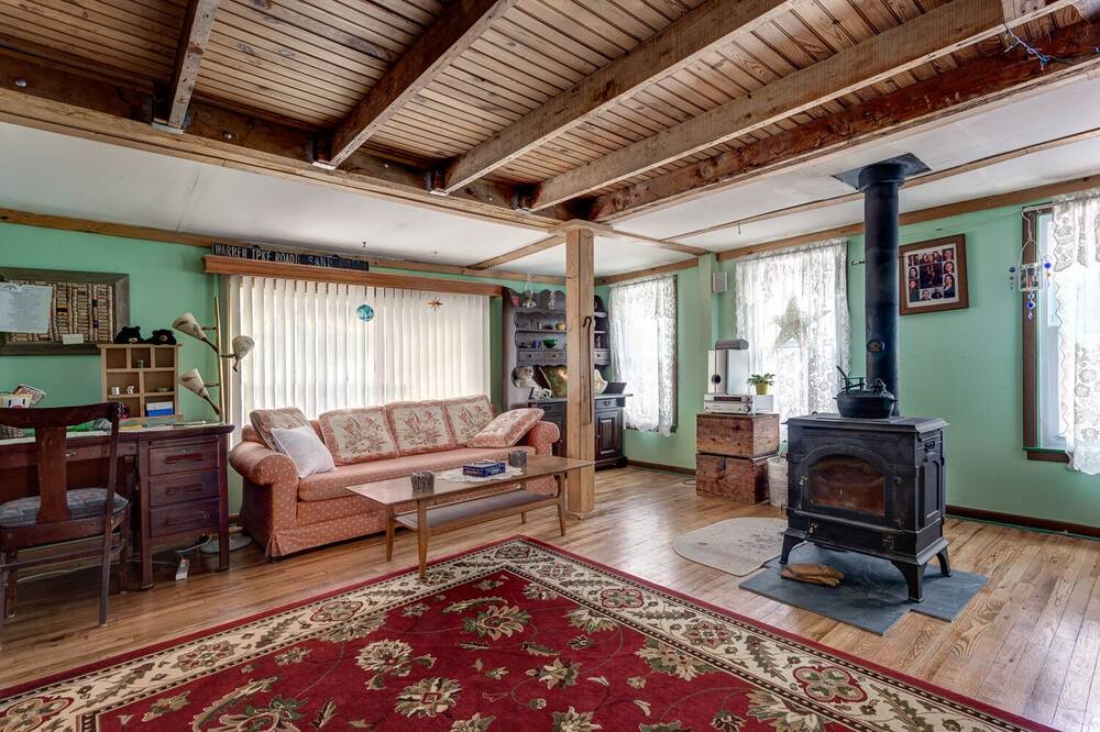 Photo of Bedroom in Falls Village