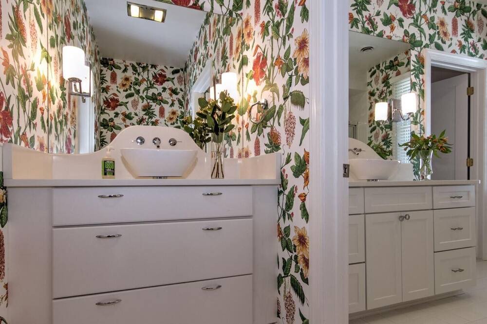 Photo of Bathroom in Cambridge