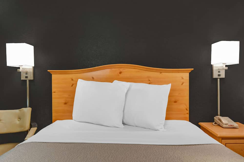 Photo of Bedroom in Roswell