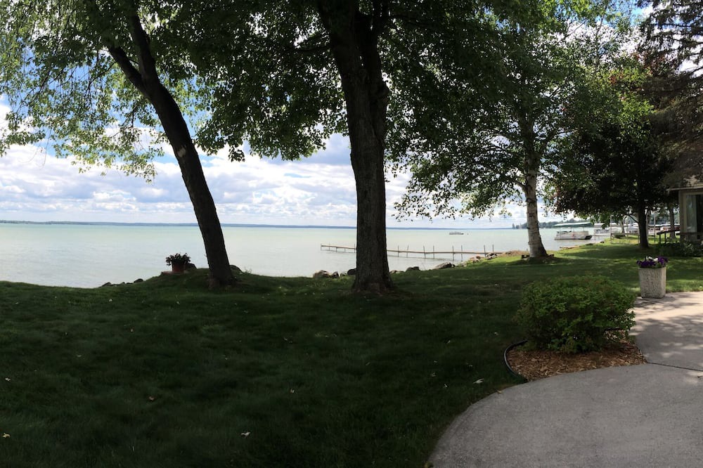 Photo of Outdoor in Mullett Lake