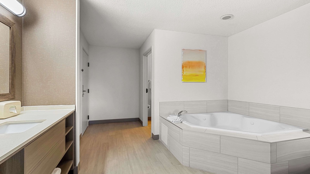 Photo of Bedroom in Painesville