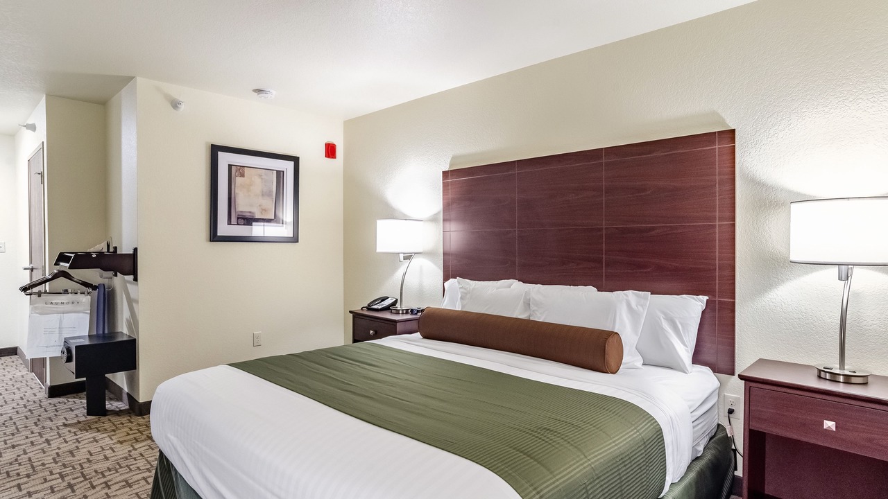 Photo of Bedroom in Victor