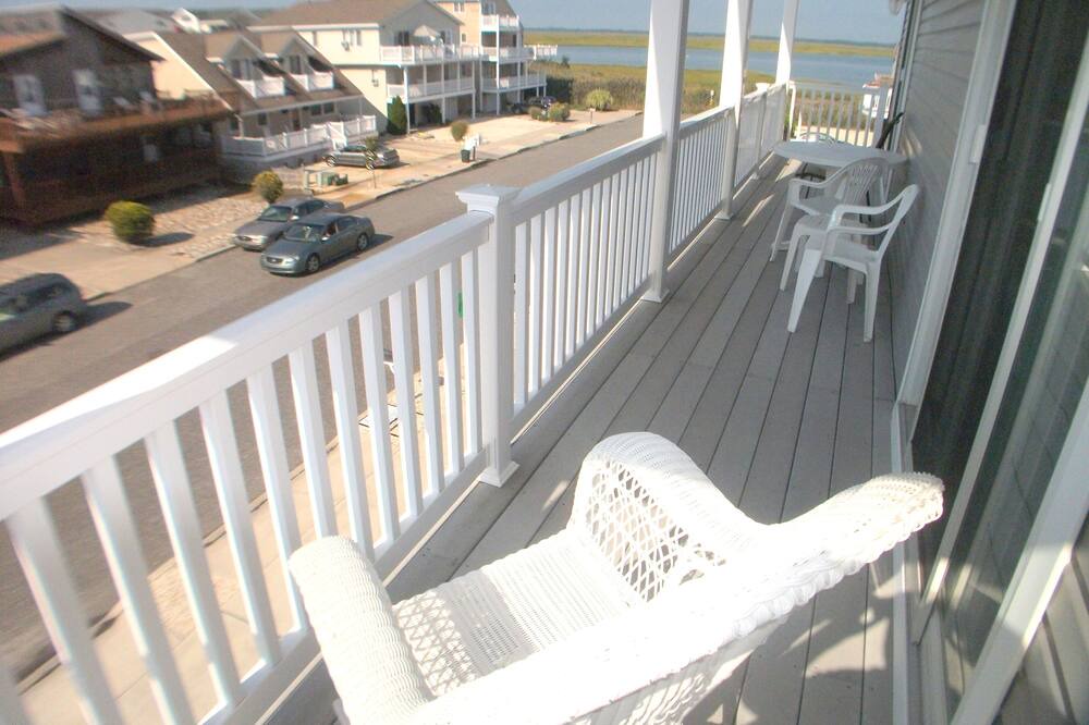 Photo of Patio Balcony in Townsend's Inlet