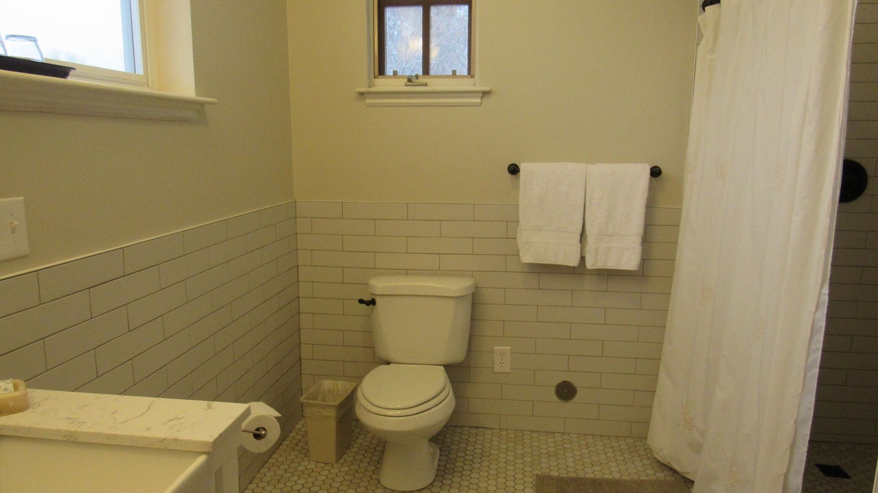 Photo of Bathroom in Logan
