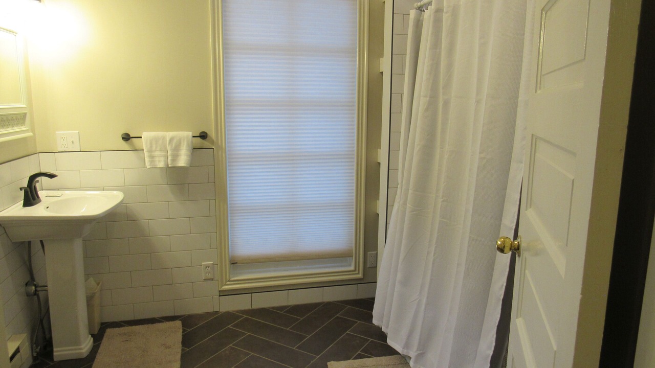 Photo of Bathroom in Logan
