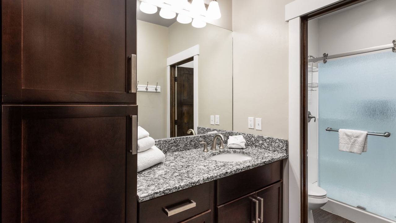Photo of Bathroom in West Yellowstone