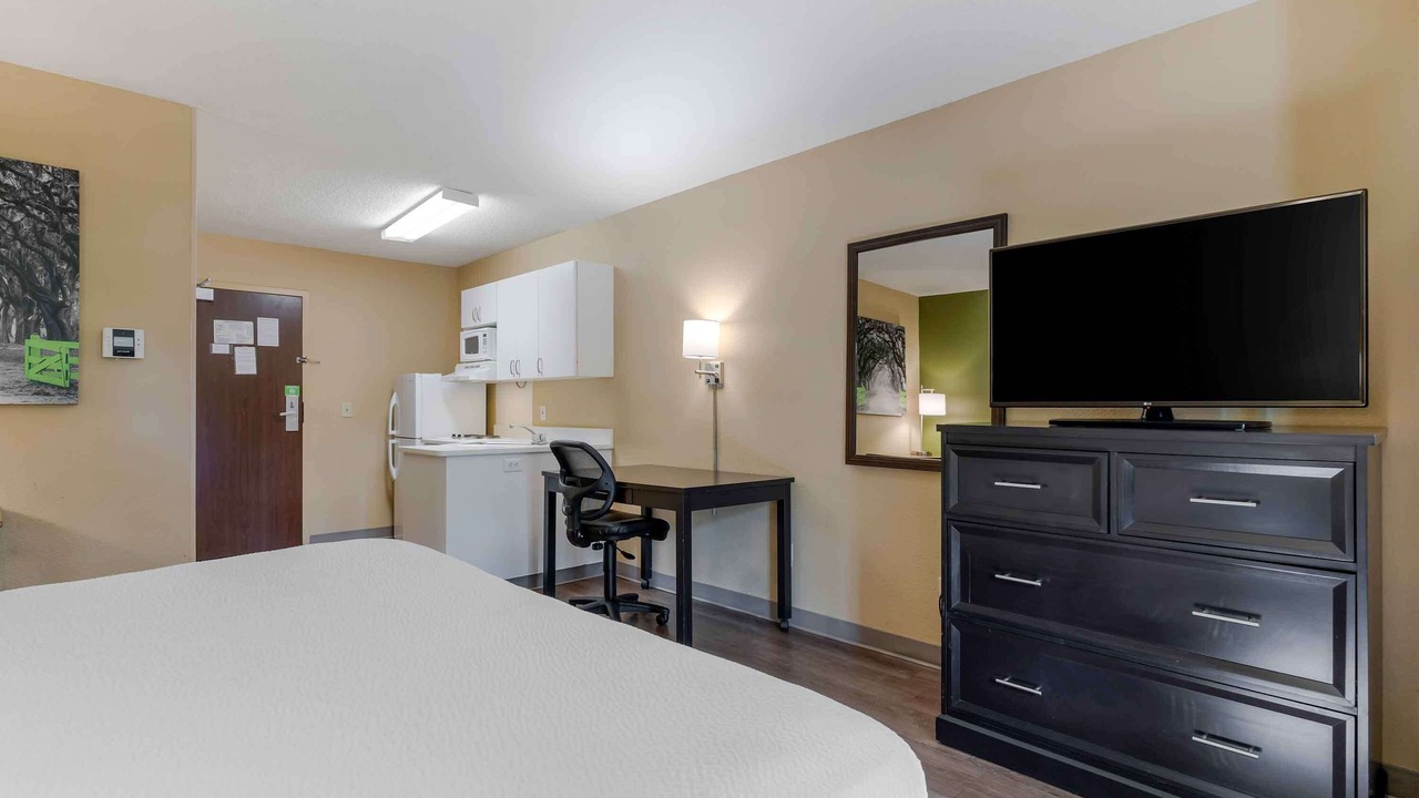 Photo of Bedroom in Chantilly