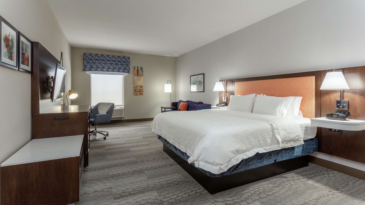 Photo of Bedroom in Jefferson City