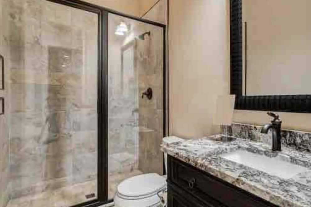 Photo of Bathroom in Roswell