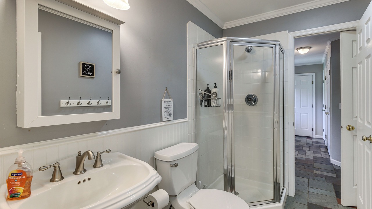 Photo of Bathroom in Lagrangeville