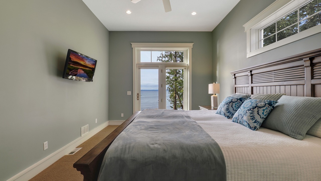 Photo of Bedroom in Charlevoix