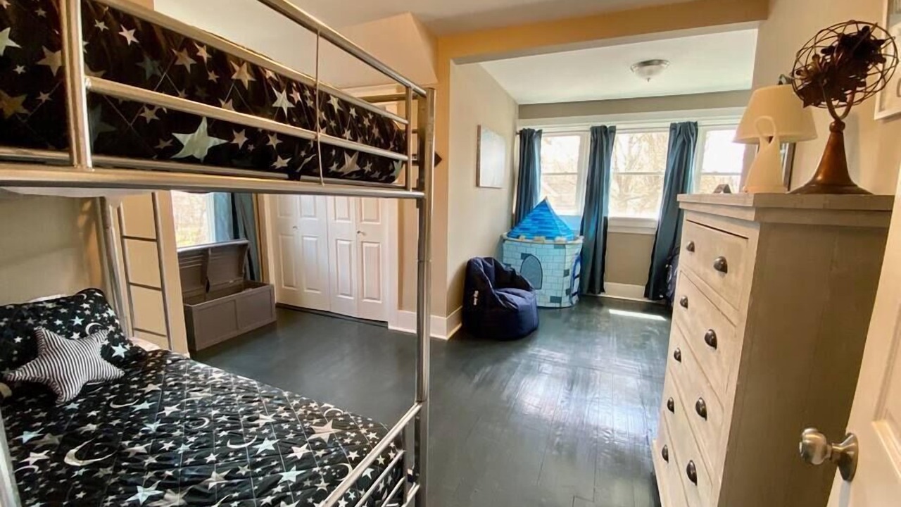 Photo of Bedroom in Schenectady