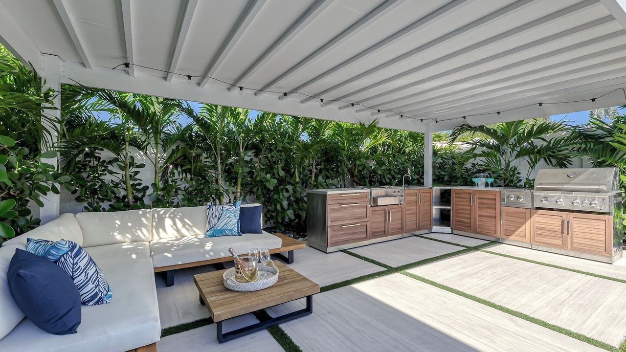 Photo of Patio Balcony in Lighthouse Point