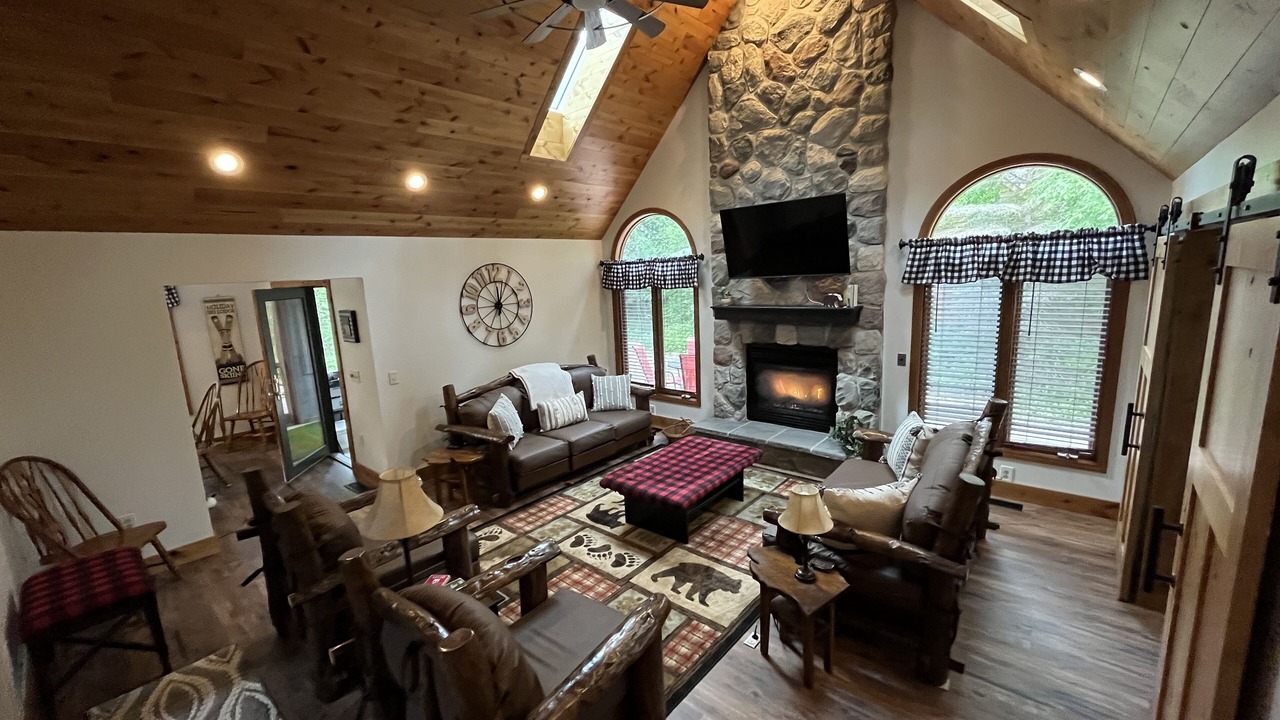Photo of Livingroom in Thompsonville