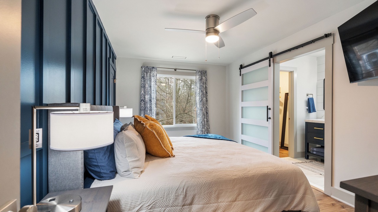 Photo of Bedroom in Roswell