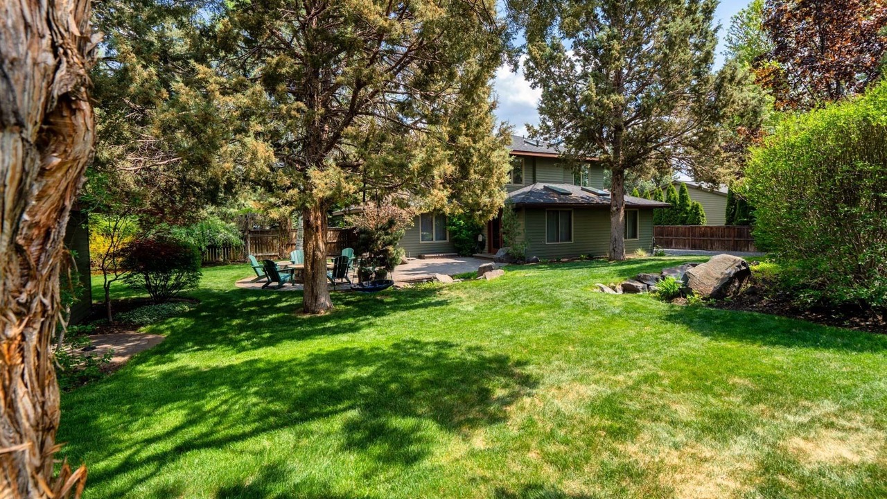 Photo of Outdoor in Old Farm District
