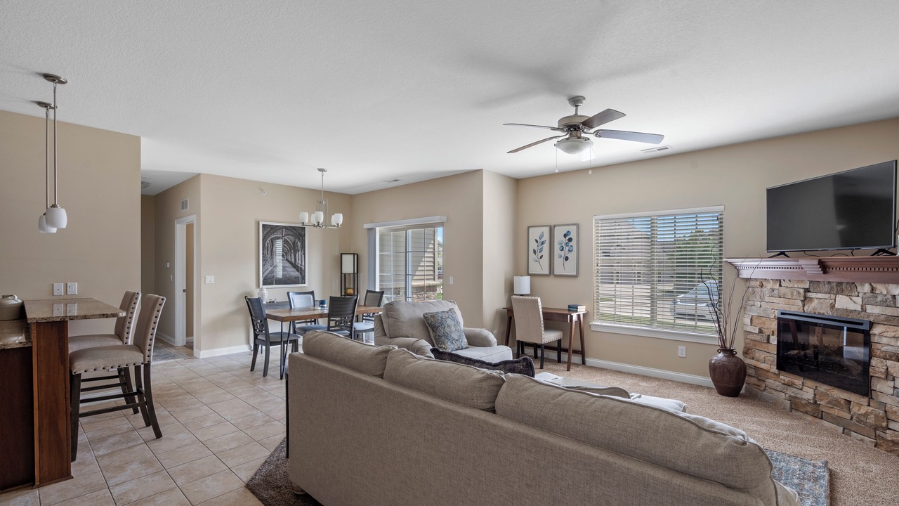 Photo of Livingroom in West Des Moines